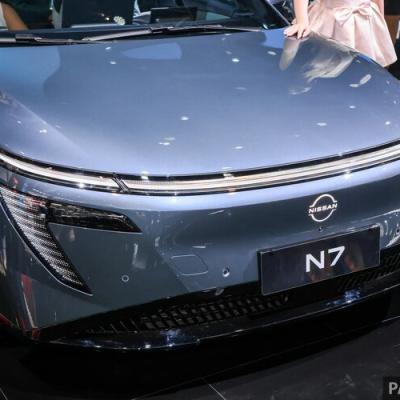 Nissan N7 mẫu xe điện giá rẻ, đi được 625km cho một lần sạc
