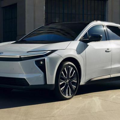 Toyota bZ4X phiên bản nâng cấp có tên gọi mới và đi quãng đường xa hơn