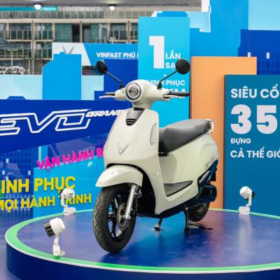 VINFAST BẢO HÀNH CHÍNH HÃNG 6 NĂM CHO XE - 8 NĂM CHO PIN XE MÁY ĐIỆN