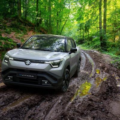 Suzuki eVitara chạy điện điện sắp ra mắt toàn cầu