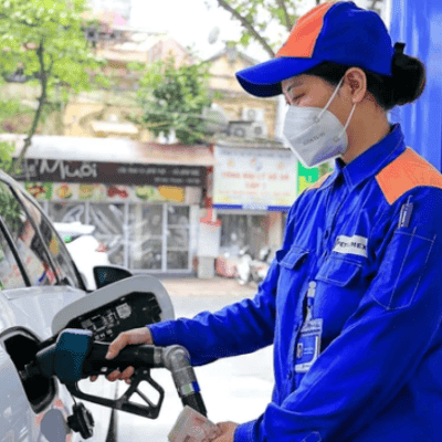 Giá xăng, dầu giảm liên tiếp sát mốc 19.000 đồng