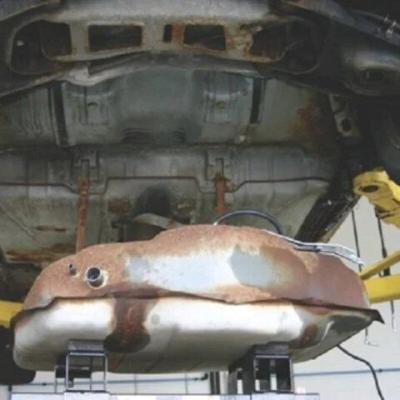 KHÔNG KHÍ CÓ LỌT ĐƯỢC VÀO BÌNH NHIÊN LIỆU LÀM XĂNG E10 TÁCH PHA?