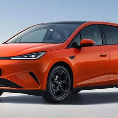 VỪA MỞ BÁN TẠI VIỆT NAM, BYD DOLPHIN ĐÃ CÓ THÊM BẢN HYBRID CHẠY TỚI 1.000 KM