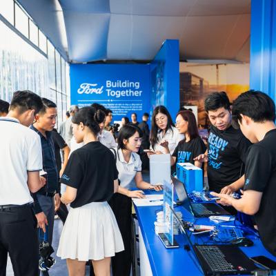 FORD VIỆT NAM MANG ĐẾN LOẠT ƯU ĐÃI THÁNG 9 VÀ TRIỂN KHAI CHUỖI TRẢI NGHIỆM READY SET FORD TRÊN TOÀN QUỐC