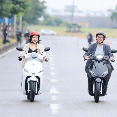 NHỮNG MẪU XE MÁY ĐIỆN CỐP RỘNG, TẦM VẬN HÀNH HƠN 200 KM/SẠC