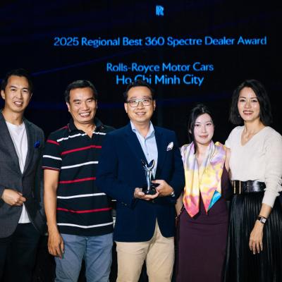 ROLLS-ROYCE MOTOR CARS TP. HỒ CHÍ MINH NHẬN VINH DANH TẠI LỄ TRAO GIẢI DEALER AWARDS 2025 KHU VỰC CHÂU Á - THÁI BÌNH