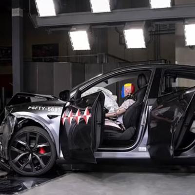 TESLA THỬ NGHIỆM TÚI KHÍ ĐƯỢC TRANG BỊ CÔNG NGHỆ AI