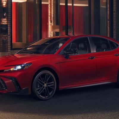 HƠN 500.000 XE CAMRY BỊ TRIỆU HỒI VÌ LỖI MÀN HÌNH