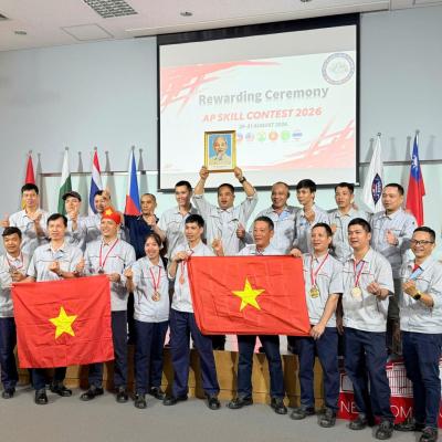 GÓC NHÌN TỪ THỰC TIỄN ĐÀO TẠO TẠI TOYOTA VIỆT NAM CHO PHÁT TRIỂN NGUỒN NHÂN LỰC NGÀNH Ô TÔ:
