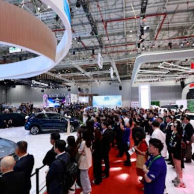 NHỮNG MẪU XE “XANH” ĐỔ BỘ VIETNAM MOTOR SHOW 2024
