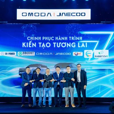 Omoda & Jaecoo Việt Nam mở rộng hợp tác chiến lược,  thúc đẩy hệ sinh thái trạm sạc thông minh và bền vững